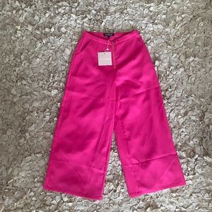 Kittenish fuchsia wide leg pant
